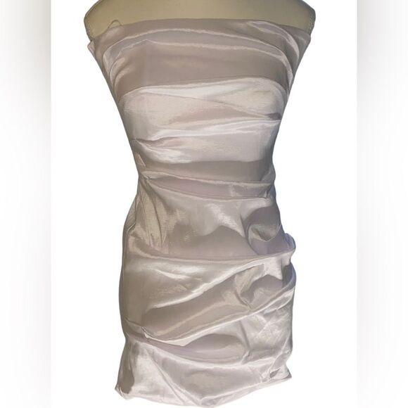 Nookie Adore 2Way Dress in White size Medium originally $369 - Picture 7 of 7